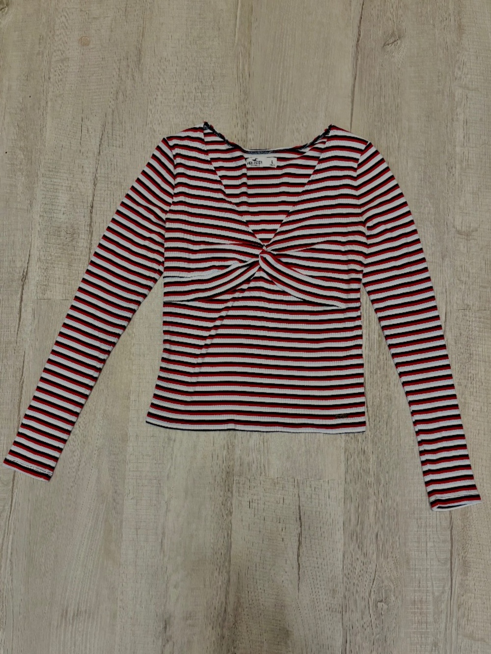 Hollister Cropped Striped Long Sleeve Top Ribbed Twist Front VNeck Preppy Boho L